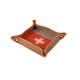 Unterlage mit Lederoden gesticktem Kreuz